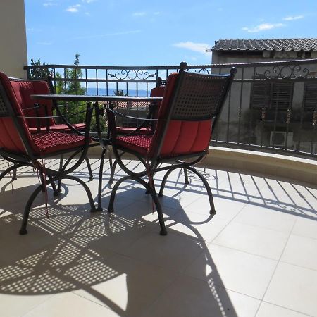 بريلا Apartments Lucija المظهر الخارجي الصورة