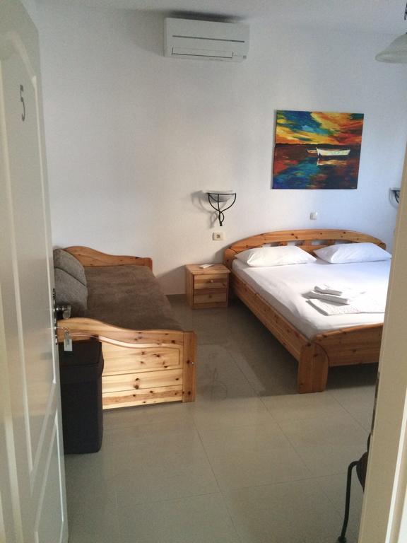 بريلا Apartments Lucija الغرفة الصورة
