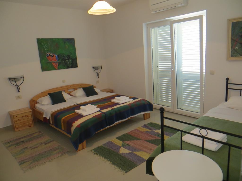 بريلا Apartments Lucija المظهر الخارجي الصورة